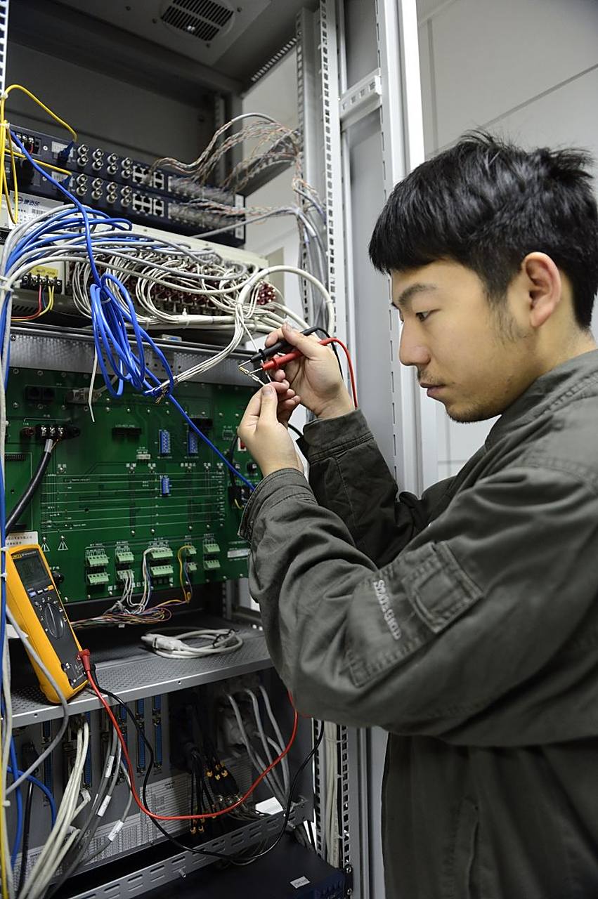 网络工程 构建数字时代的神经网络